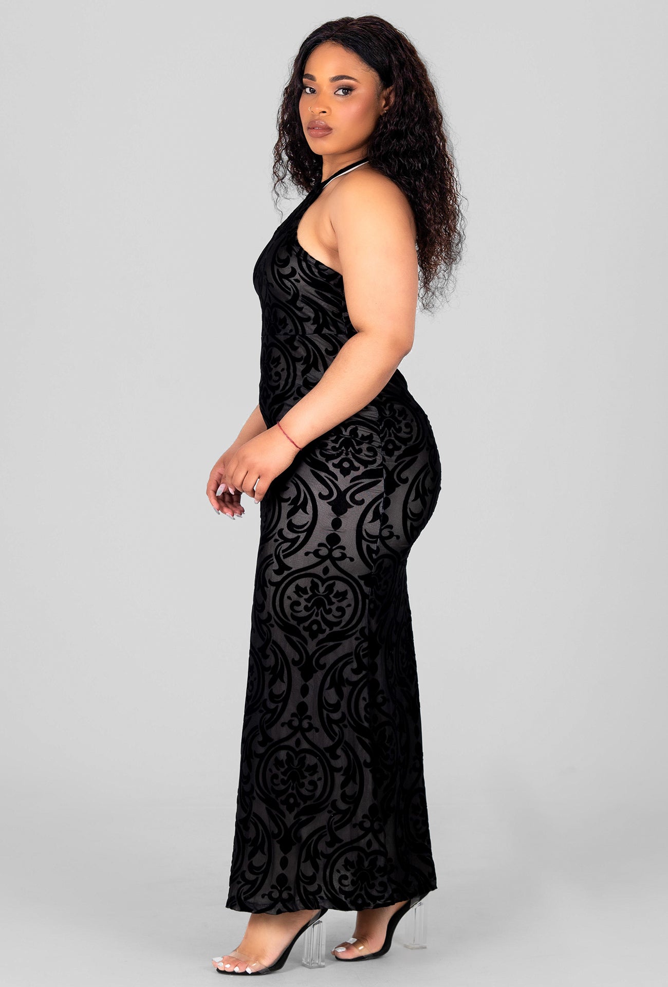 KEYHOLE NECKLINE MERMAID MAXI DRESS - BLACK