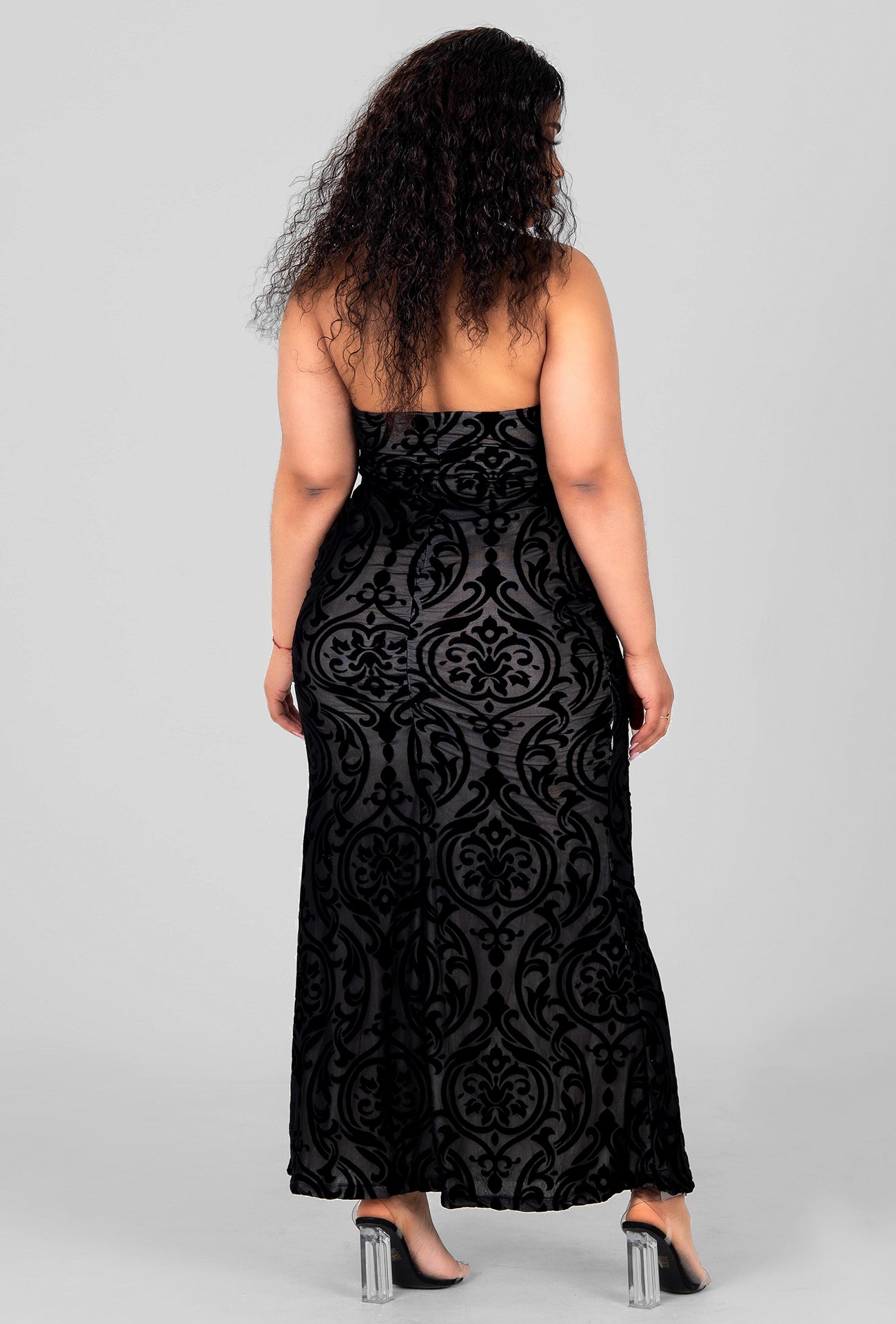 KEYHOLE NECKLINE MERMAID MAXI DRESS - BLACK