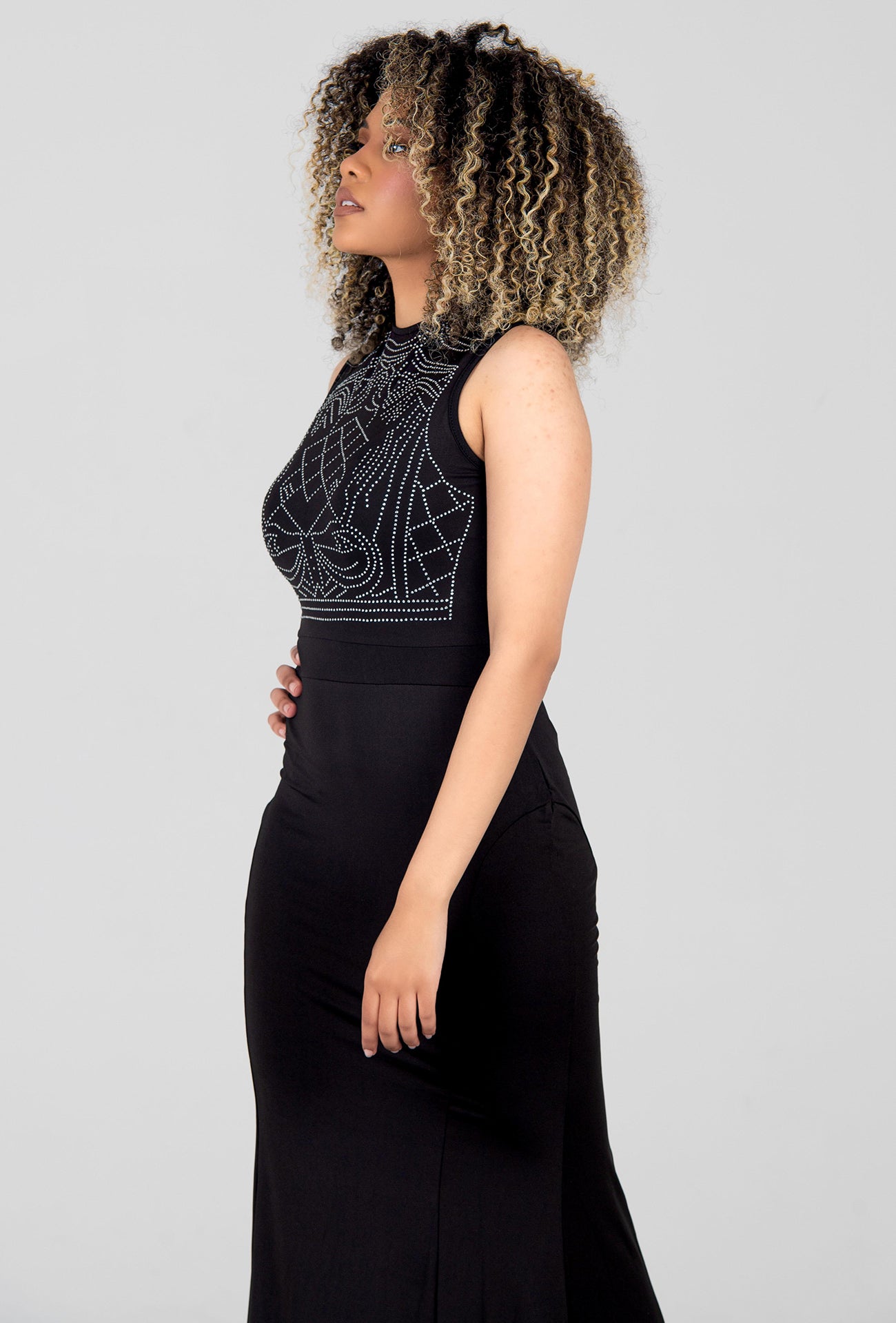 RAVEN PEARL EMBELLISHED MAXI DRESS - BLACK